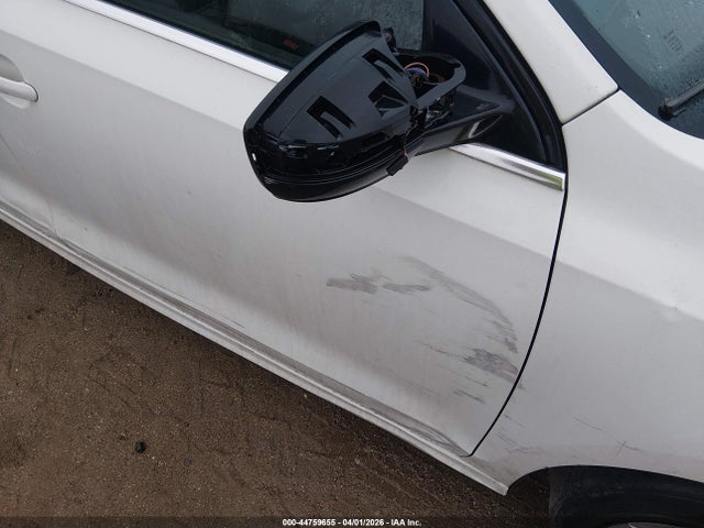 2013 Volkswagen Jetta 2.5l Se მანქანა იყიდება აუქციონზე, vin: 3VWDP7AJ2DM244312, აუქციონის ნომერი: 44759655