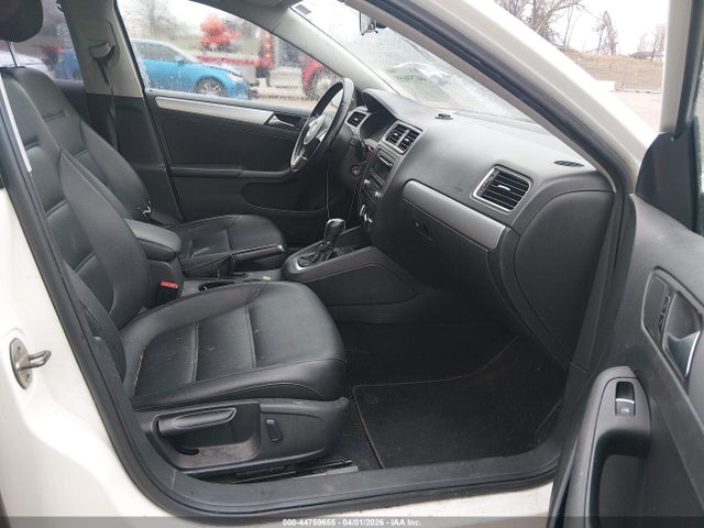2013 Volkswagen Jetta 2.5l Se მანქანა იყიდება აუქციონზე, vin: 3VWDP7AJ2DM244312, აუქციონის ნომერი: 44759655