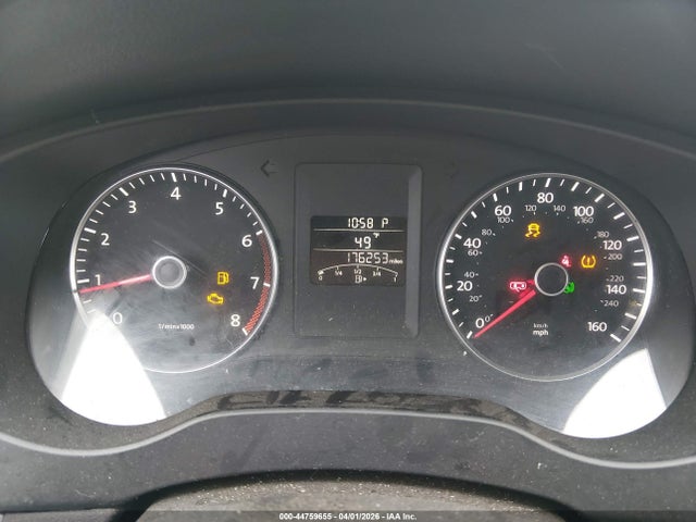 2013 Volkswagen Jetta 2.5l Se მანქანა იყიდება აუქციონზე, vin: 3VWDP7AJ2DM244312, აუქციონის ნომერი: 44759655