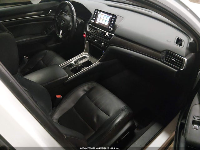 44759656 :رقم المزاد ، 1HGCV2F58JA033970 vin ، 2018 Honda Accord Ex-l 2.0t مزاد بيع