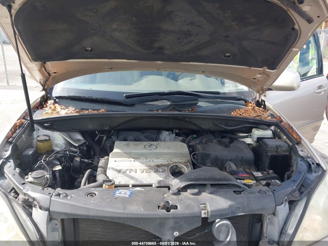 44759665 :رقم المزاد ، 2T2GA31U74C013043 vin ، 2004 Lexus Rx 330 مزاد بيع