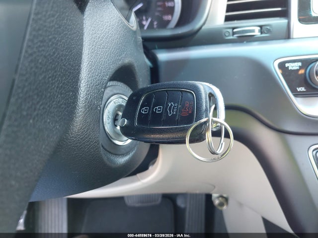 5NPE24AA7JH705249 Hyundai SONATA ECO