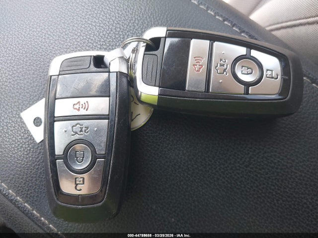 3FA6P0UU7JR278906 Ford Fusion Hybrid S
