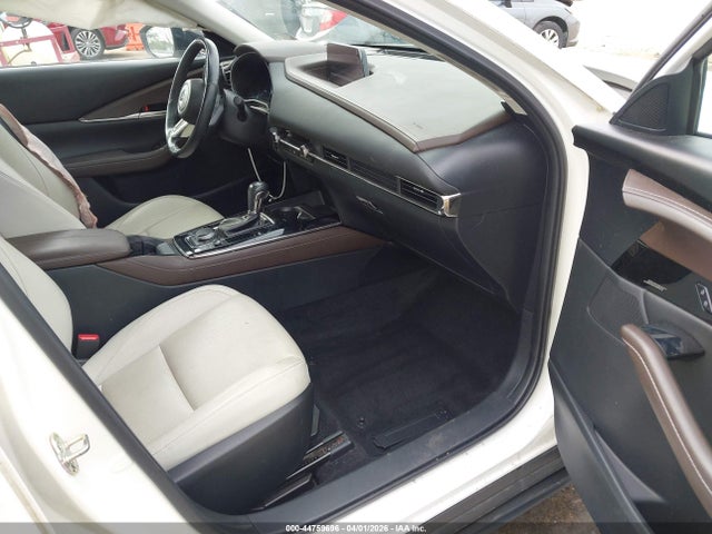 44759696 :رقم المزاد ، 3MVDMBEY3MM231671 vin ، 2021 Mazda Cx-30 2.5 Turbo Premium Plus مزاد بيع