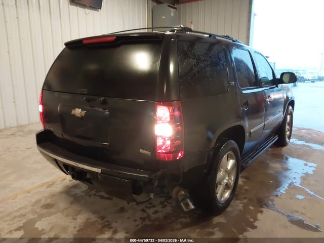 44759732 :رقم المزاد ، 1GNSCCE09BR323124 vin ، 2011 Chevrolet Tahoe Ltz مزاد بيع