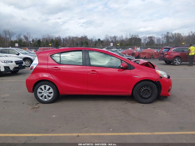 44759733 :رقم المزاد ، JTDKDTB35D1549733 vin ، 2013 Toyota Prius C Two مزاد بيع