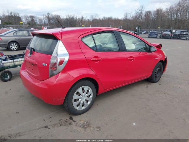 44759733 :رقم المزاد ، JTDKDTB35D1549733 vin ، 2013 Toyota Prius C Two مزاد بيع