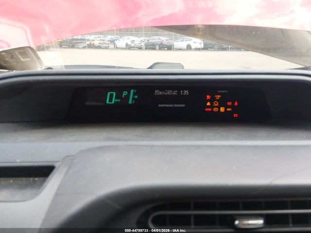 44759733 :رقم المزاد ، JTDKDTB35D1549733 vin ، 2013 Toyota Prius C Two مزاد بيع