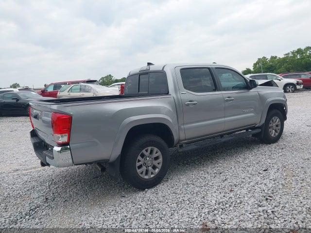 2017 Toyota Tacoma Sr5 V6 მანქანა იყიდება აუქციონზე, vin: 5TFCZ5AN6HX070874, აუქციონის ნომერი: 44759746