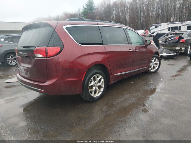 Продажа на аукционе авто 2017 Chrysler Pacifica Touring-l, vin: 2C4RC1BG1HR510728, номер лота: 44759785