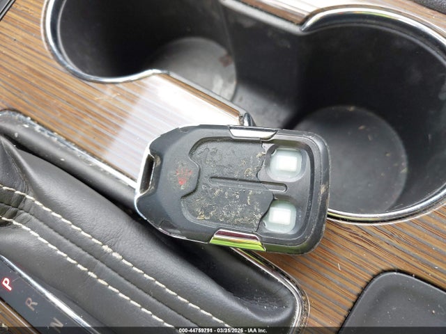 1GKKNRLA2KZ272054 GMC Acadia Sle-1