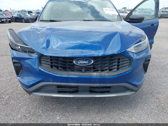 1FMCU0FN1PUA27811 Ford Escape