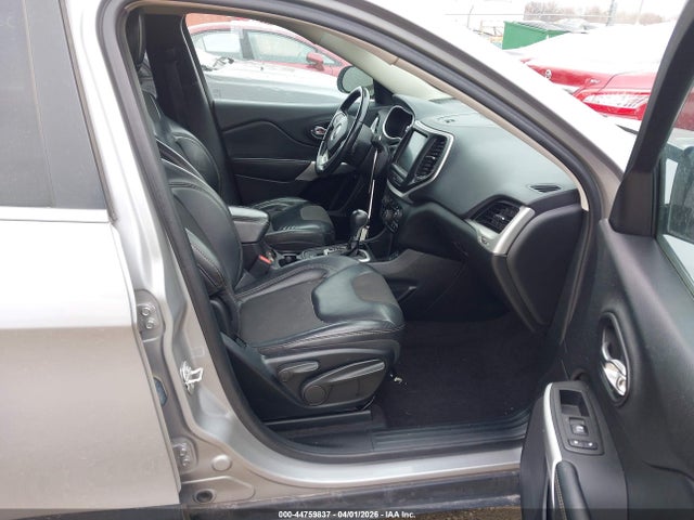 Продажа на аукционе авто 2018 Jeep Cherokee Latitude Plus Fwd, vin: 1C4PJLLB0JD531669, номер лота: 44759837
