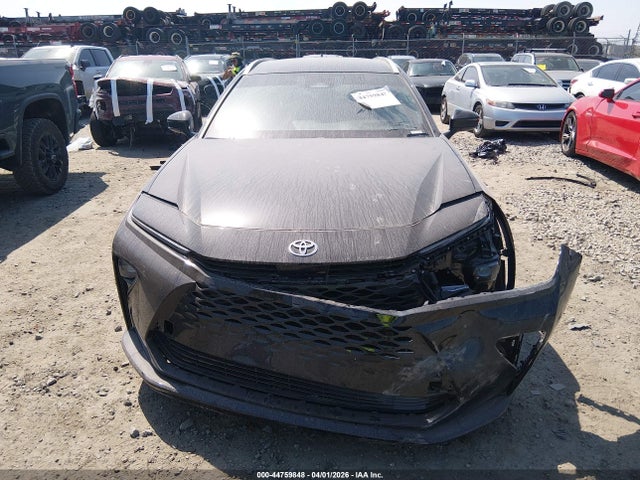2025 Toyota Crown Signia Xle მანქანა იყიდება აუქციონზე, vin: JTDACAAJ2S3032409, აუქციონის ნომერი: 44759848