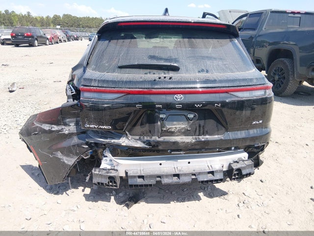 2025 Toyota Crown Signia Xle მანქანა იყიდება აუქციონზე, vin: JTDACAAJ2S3032409, აუქციონის ნომერი: 44759848