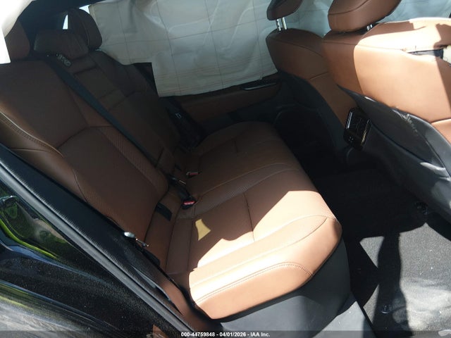 2025 Toyota Crown Signia Xle მანქანა იყიდება აუქციონზე, vin: JTDACAAJ2S3032409, აუქციონის ნომერი: 44759848