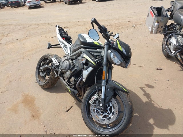 Продажа на аукционе авто 2020 Triumph Motorcycle Street Triple Rs, vin: SMTA554S4LTAB8213, номер лота: 44759850