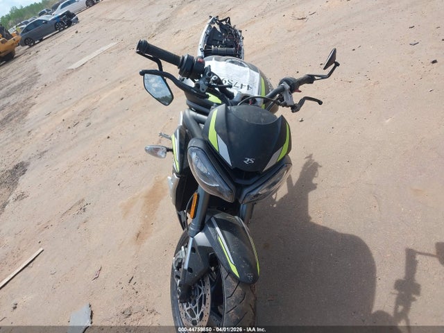 Продажа на аукционе авто 2020 Triumph Motorcycle Street Triple Rs, vin: SMTA554S4LTAB8213, номер лота: 44759850