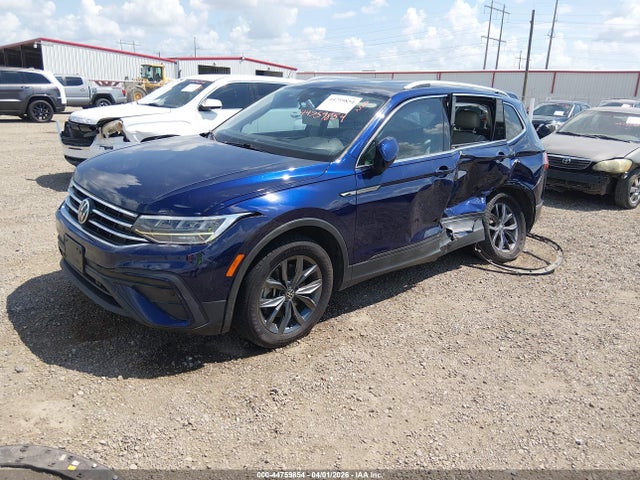 44759854 :رقم المزاد ، 3VV3B7AX8NM140492 vin ، 2022 Volkswagen Tiguan 2.0t Se مزاد بيع