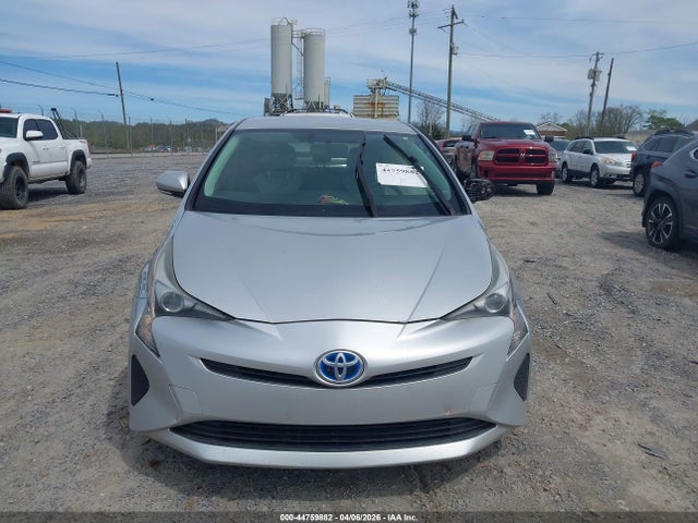 JTDKARFU6G3003174 Toyota Prius Two Eco