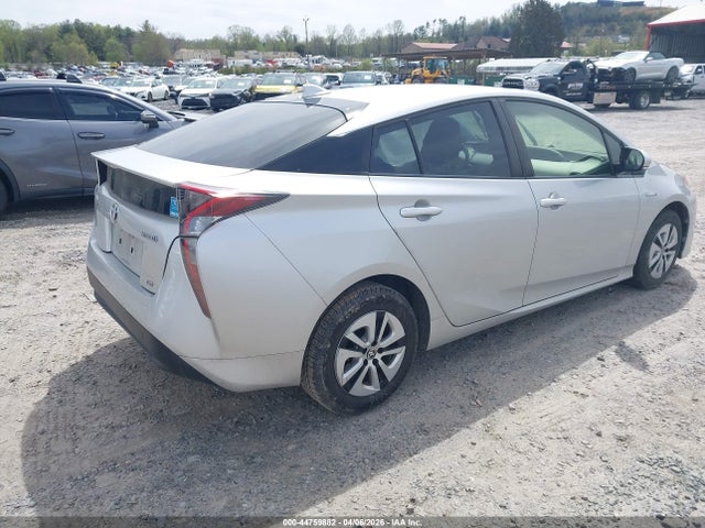 JTDKARFU6G3003174 Toyota Prius Two Eco