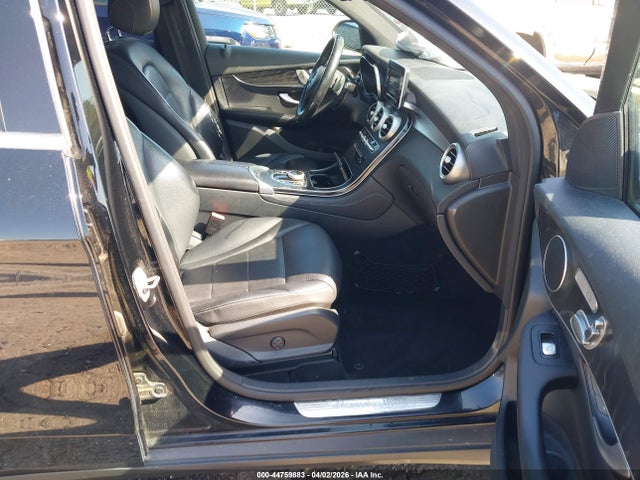 Продажа на аукционе авто 2018 Mercedes-benz Glc 300 4matic, vin: WDC0G4KBXJV071870, номер лота: 44759883