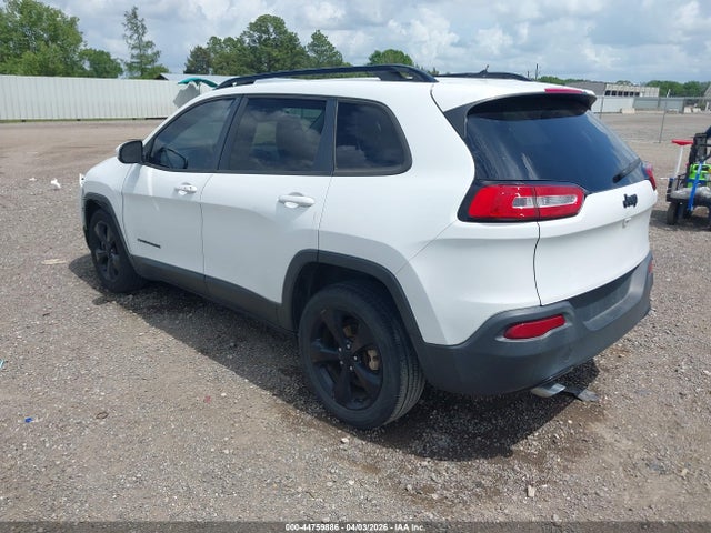 2015 Jeep Cherokee Latitude Altitude მანქანა იყიდება აუქციონზე, vin: 1C4PJLCB8FW723062, აუქციონის ნომერი: 44759886