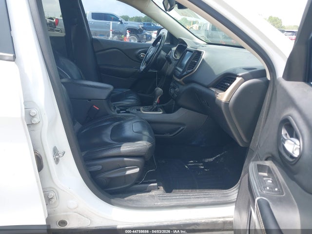 2015 Jeep Cherokee Latitude Altitude მანქანა იყიდება აუქციონზე, vin: 1C4PJLCB8FW723062, აუქციონის ნომერი: 44759886