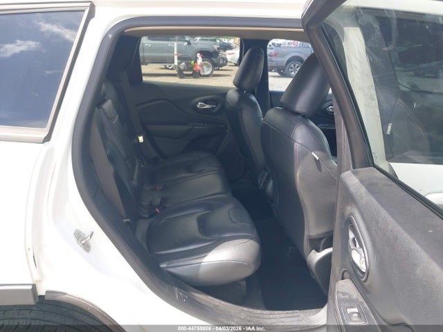 2015 Jeep Cherokee Latitude Altitude მანქანა იყიდება აუქციონზე, vin: 1C4PJLCB8FW723062, აუქციონის ნომერი: 44759886