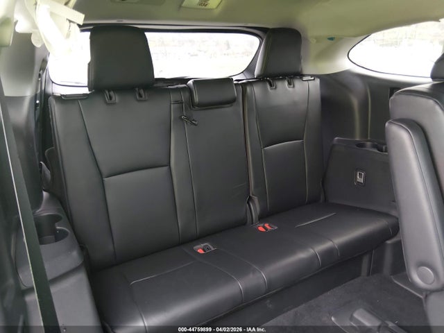 Продажа на аукционе авто 2022 Toyota Highlander Xle, vin: 5TDGZRBH0NS586148, номер лота: 44759899