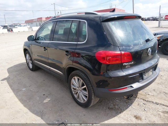 2015 Volkswagen Tiguan Se მანქანა იყიდება აუქციონზე, vin: WVGAV7AX1FW603809, აუქციონის ნომერი: 44760001