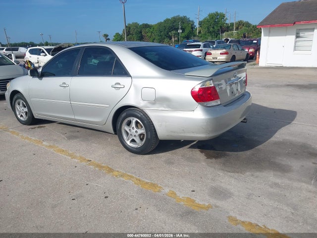 2006 TOYOTA CAMRY 4T1BE30K06U155660 Photo 2