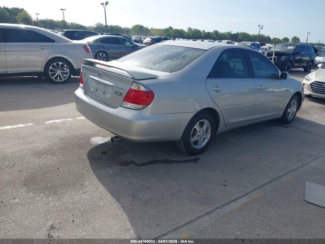2006 TOYOTA CAMRY 4T1BE30K06U155660 Photo 3