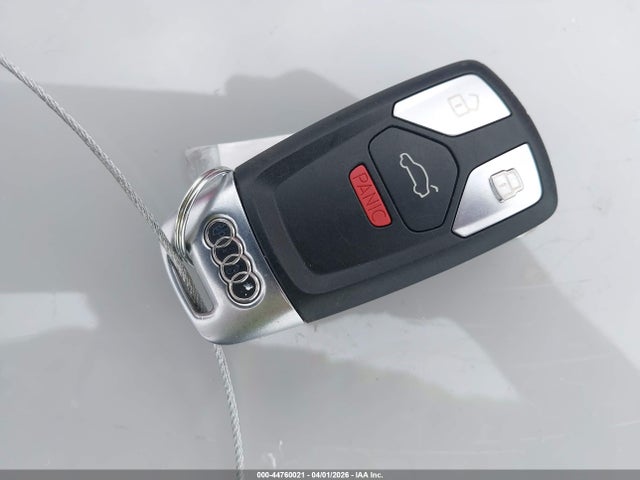 2017 Audi A4 2.0t Premium მანქანა იყიდება აუქციონზე, vin: WAUENAF4XHN002566, აუქციონის ნომერი: 44760021