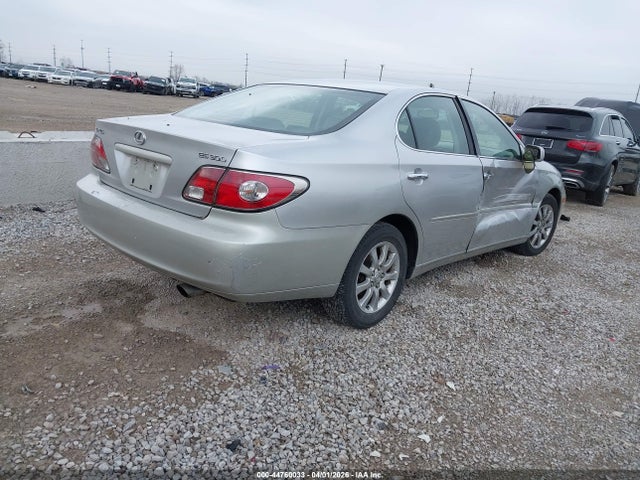 2002 LEXUS ES 300 JTHBF30G525008833 Photo 3