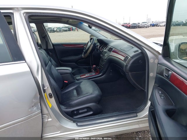 2002 LEXUS ES 300 JTHBF30G525008833 Photo 4