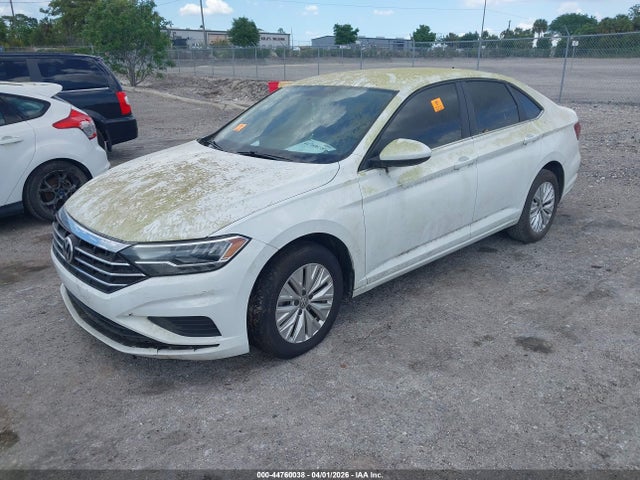 Продажа на аукционе авто 2019 Volkswagen Jetta 1.4t R-line/1.4t S/1.4t Se, vin: 3VWC57BU9KM275435, номер лота: 44760038