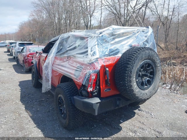 2024 FORD BRONCO 1FMEE2BP4RLA80309 Photo 2