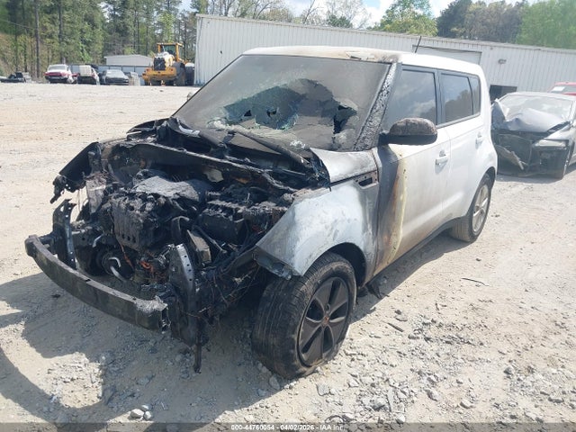 2015 Kia Soul მანქანა იყიდება აუქციონზე, vin: KNDJN2A27F7228336, აუქციონის ნომერი: 44760054