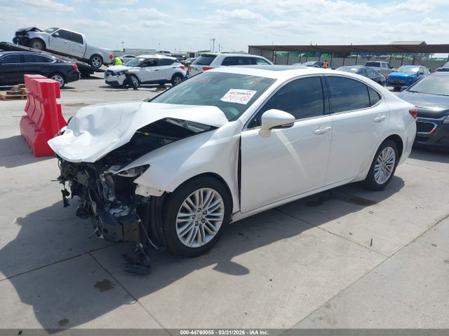 44760055 :رقم المزاد ، 58ABK1GG2HU073598 vin ، 2017 Lexus Es 350 مزاد بيع