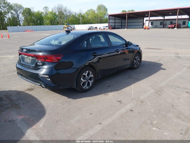 Продажа на аукционе авто 2021 Kia Forte Lxs, vin: 3KPF24ADXME389403, номер лота: 44760065