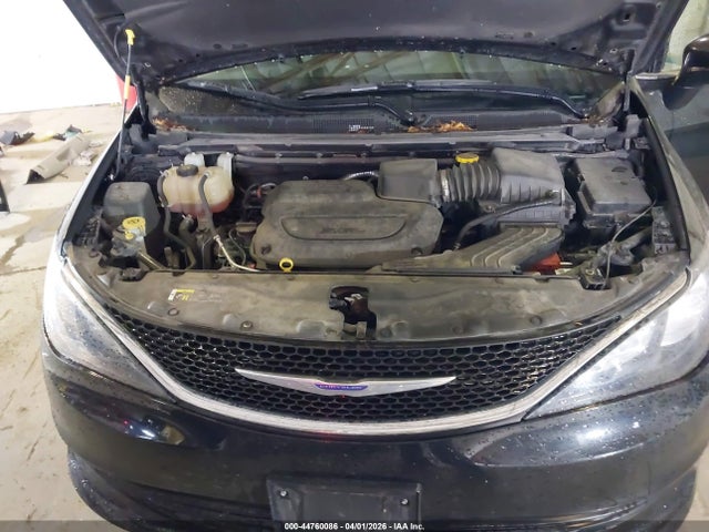 2020 Chrysler Voyager Lxi მანქანა იყიდება აუქციონზე, vin: 2C4RC1DG7LR163606, აუქციონის ნომერი: 44760086