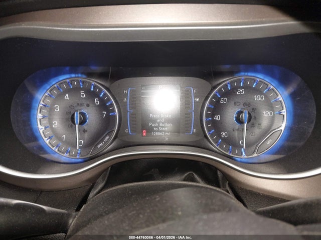 2020 Chrysler Voyager Lxi მანქანა იყიდება აუქციონზე, vin: 2C4RC1DG7LR163606, აუქციონის ნომერი: 44760086