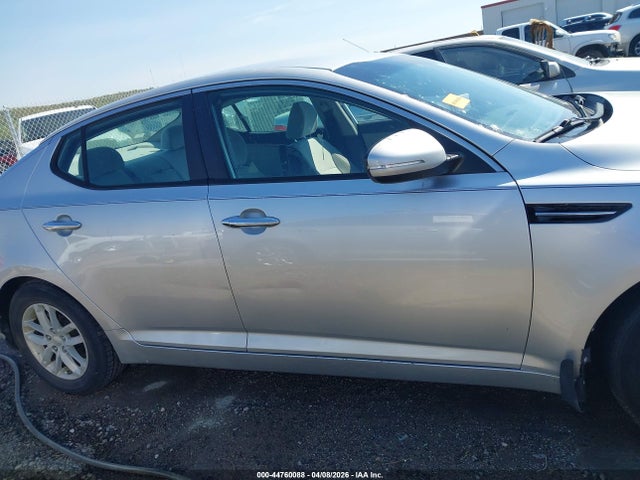 Продажа на аукционе авто 2013 Kia Optima Lx, vin: KNAGM4A77D5392017, номер лота: 44760088