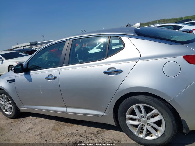 Продажа на аукционе авто 2013 Kia Optima Lx, vin: KNAGM4A77D5392017, номер лота: 44760088