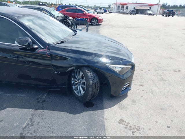 44760092 :رقم المزاد ، JN1EV7AR9HM841545 vin ، 2017 Infiniti Q50 3.0t Signature Edition مزاد بيع
