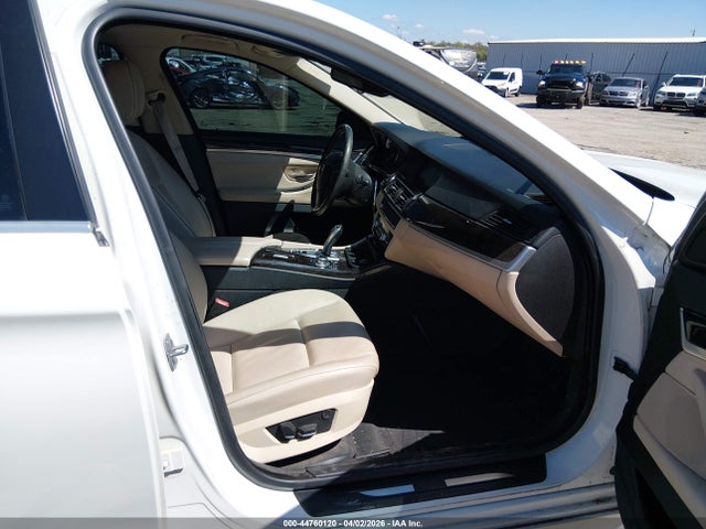 2013 Bmw 528i Xdrive მანქანა იყიდება აუქციონზე, vin: WBAXH5C5XDD107435, აუქციონის ნომერი: 44760120
