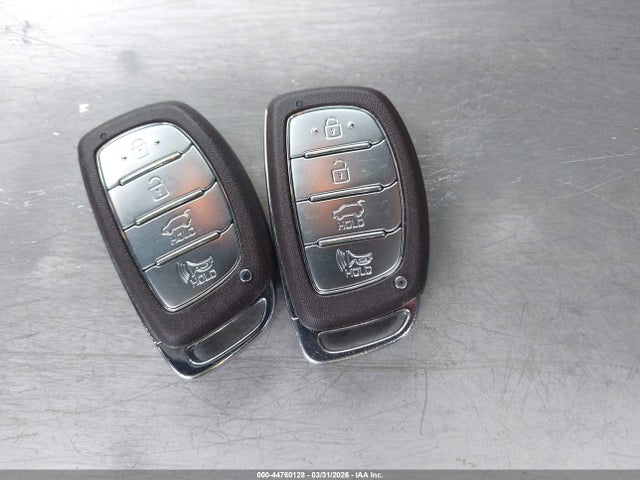 44760128 :رقم المزاد ، KMHC65LC9LU231342 vin ، 2020 Hyundai Ioniq Hybrid Blue مزاد بيع