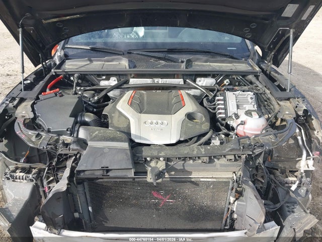 44760154 :رقم المزاد ، WA1A4AFY7J2220019 vin ، 2018 Audi Sq5 3.0t Premium Plus مزاد بيع