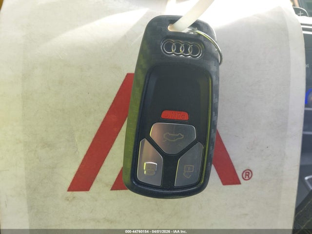 44760154 :رقم المزاد ، WA1A4AFY7J2220019 vin ، 2018 Audi Sq5 3.0t Premium Plus مزاد بيع
